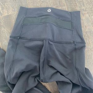Lululemon mesh black leggings
